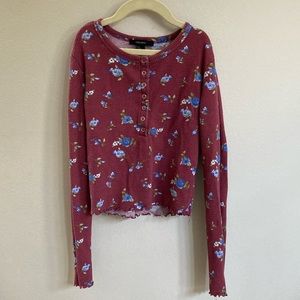 Forever 21 cropped floral long sleeve shirt